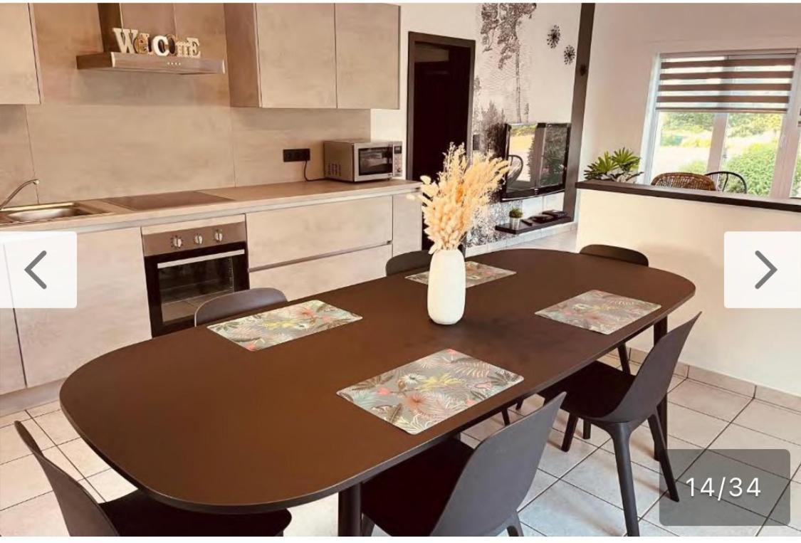 La Villa Bastogne Gite 4 Personnes Экстерьер фото